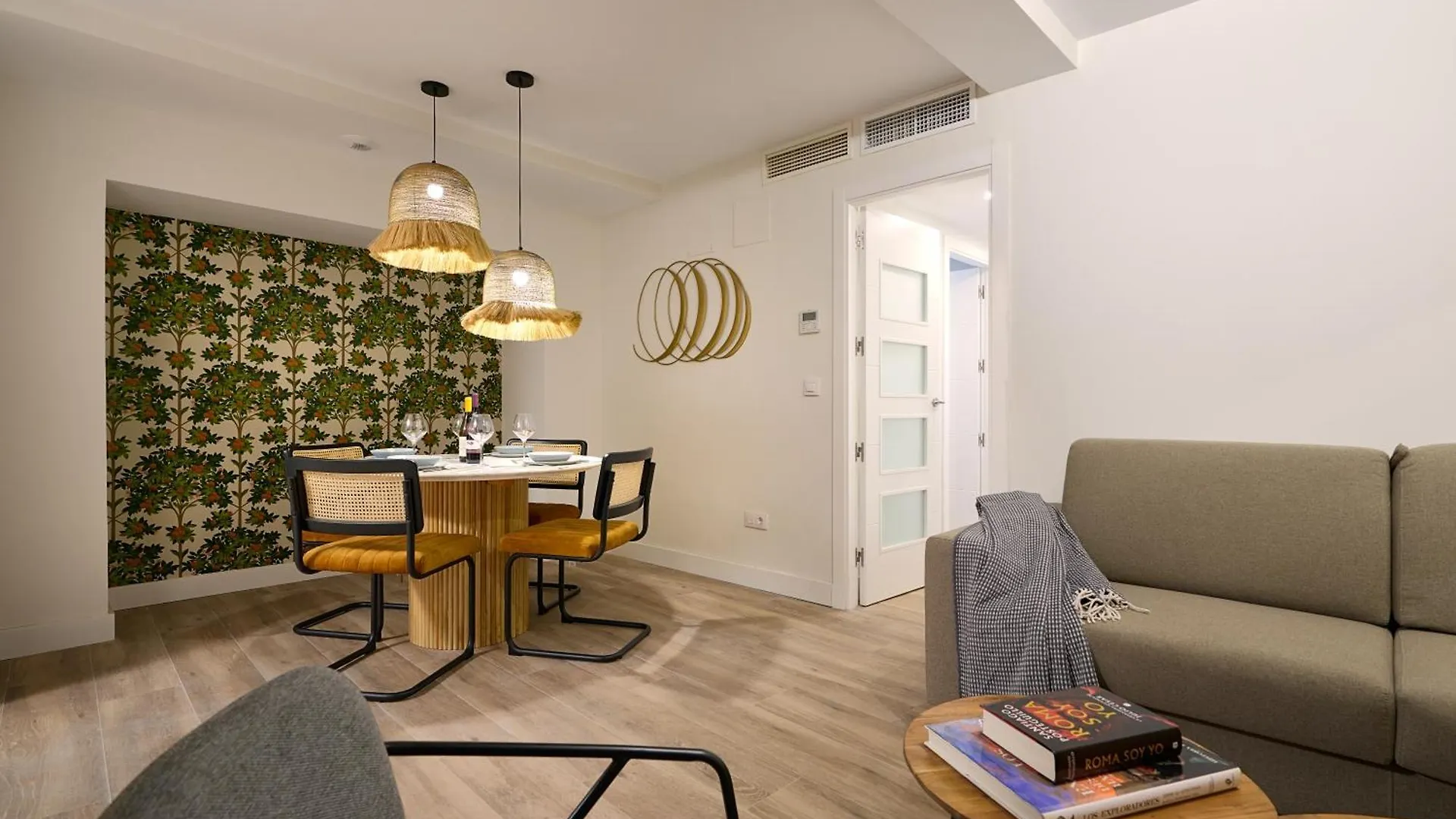 Casa Pizarro, By Homing U Aparthotel Seville