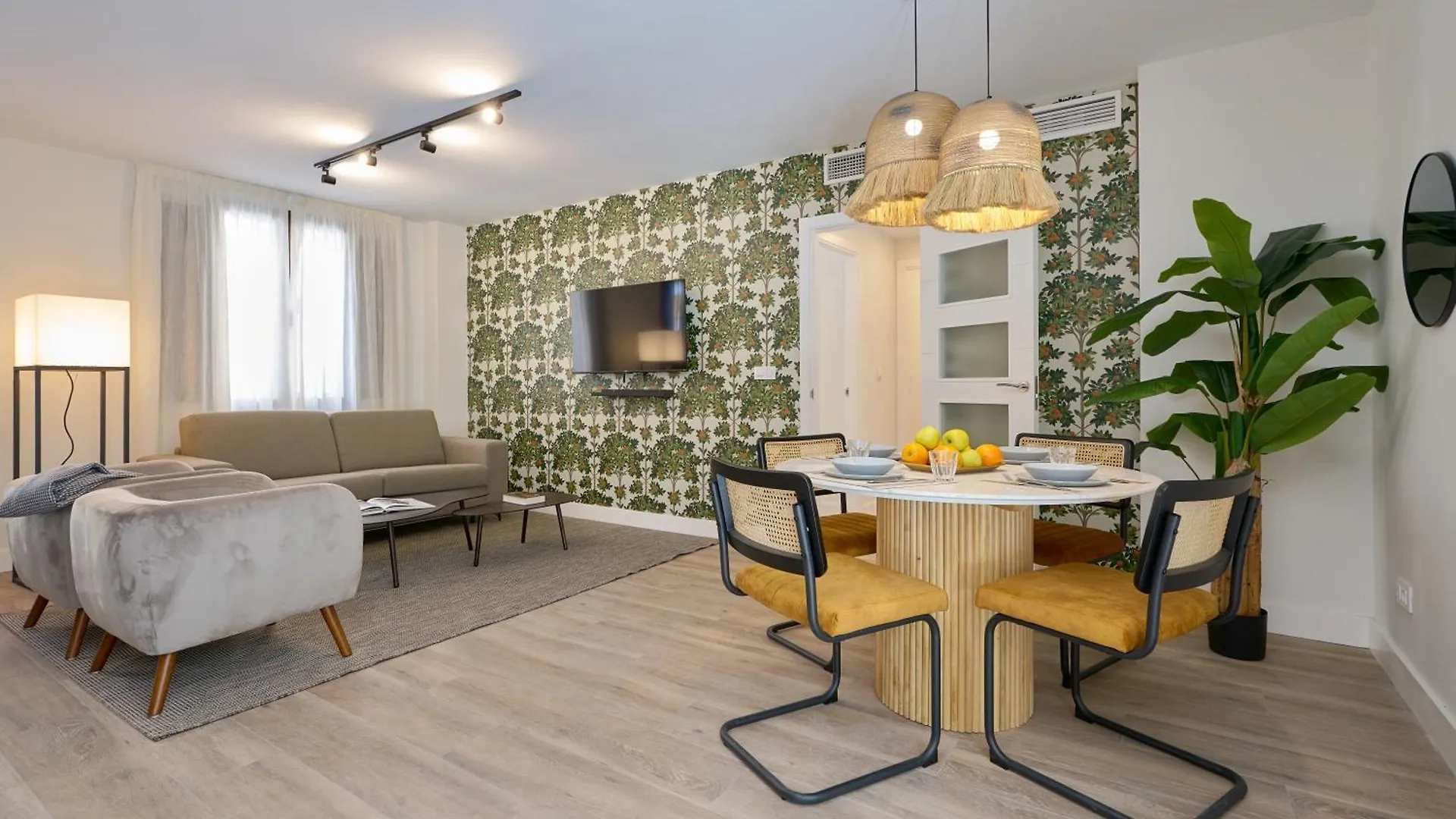 Casa Pizarro, By Homing U Aparthotel Seville