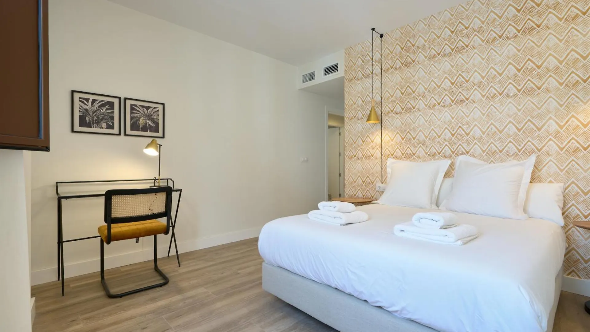 Casa Pizarro, By Homing U Aparthotel Sevilla 0*,