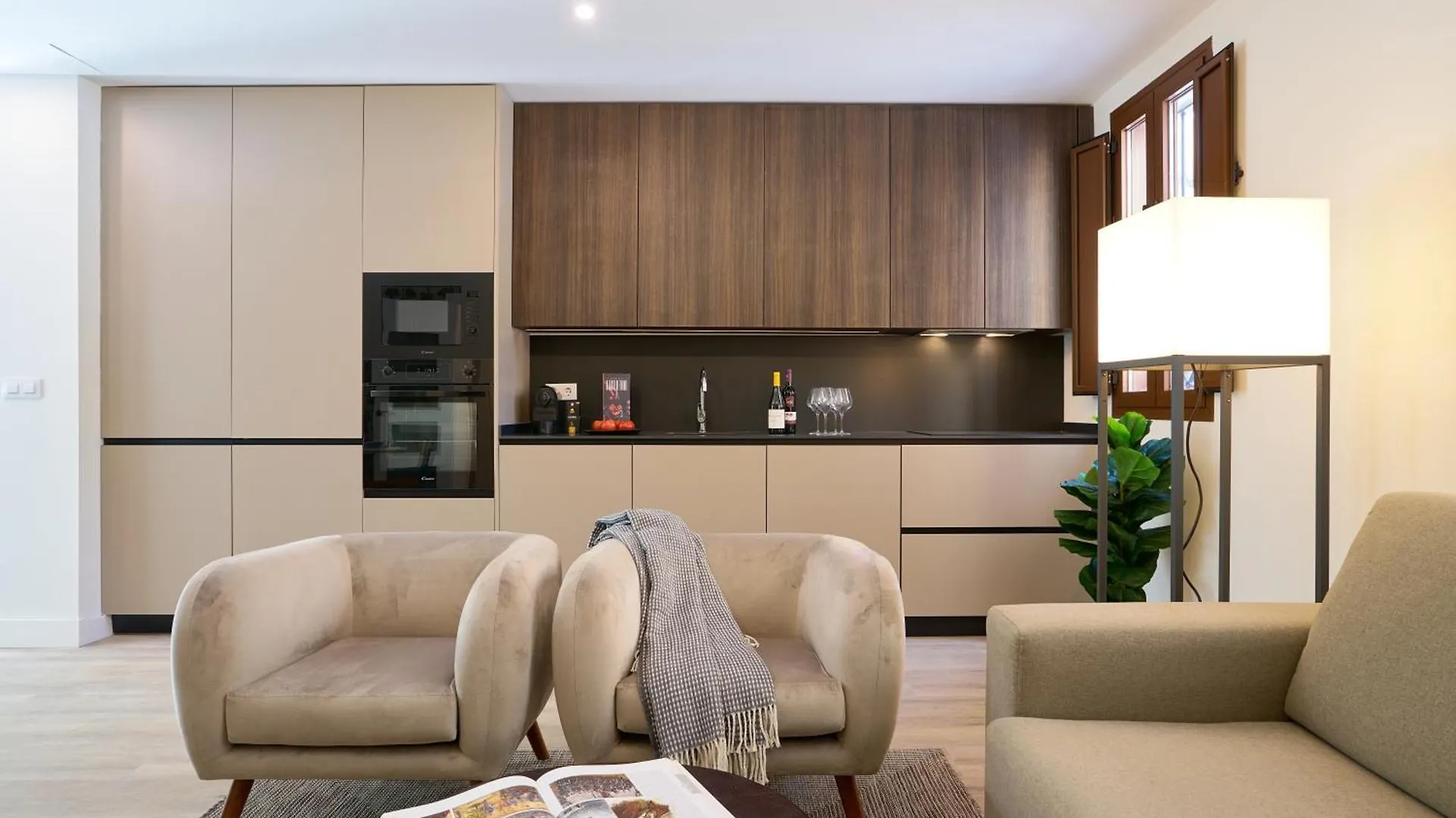 Casa Pizarro, By Homing U Aparthotel Sevilla