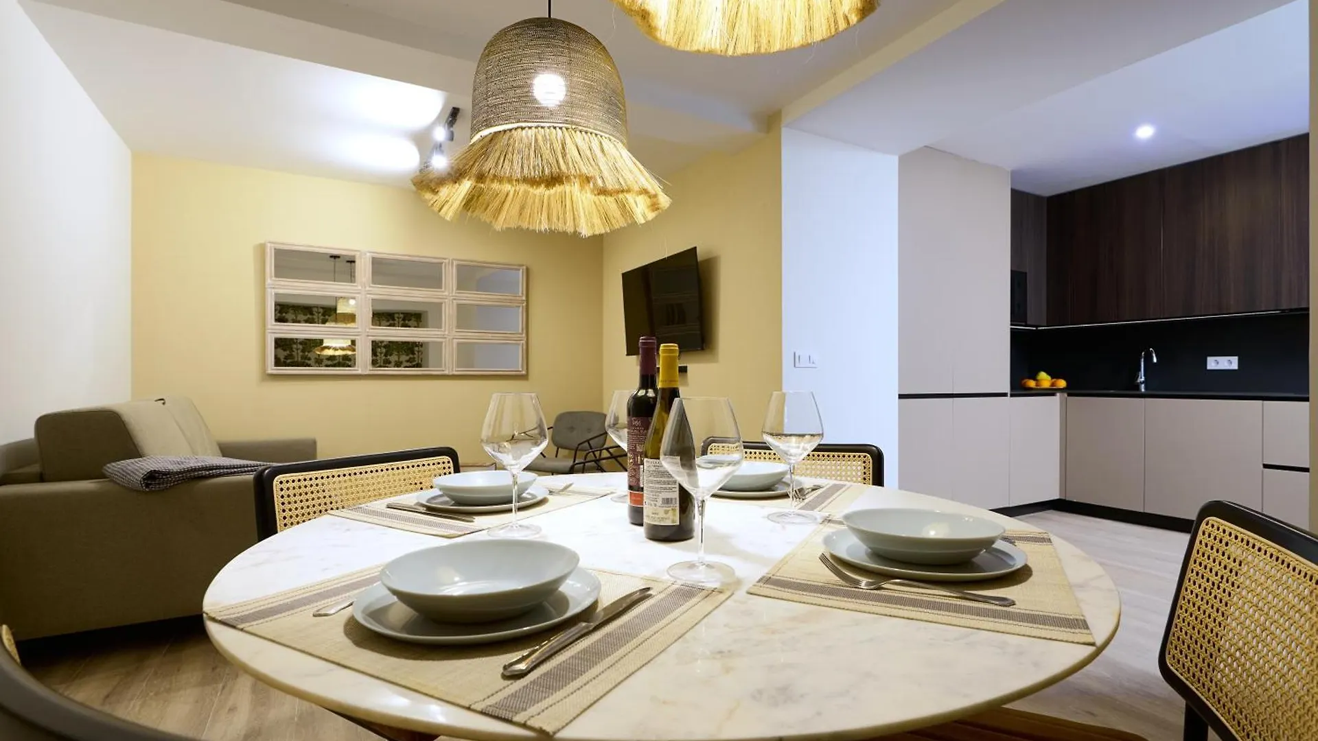 Casa Pizarro, By Homing U Aparthotel Sevilla